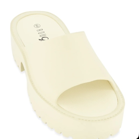 Lug Sole Platform Slides Sandals - Picture 1 of 3